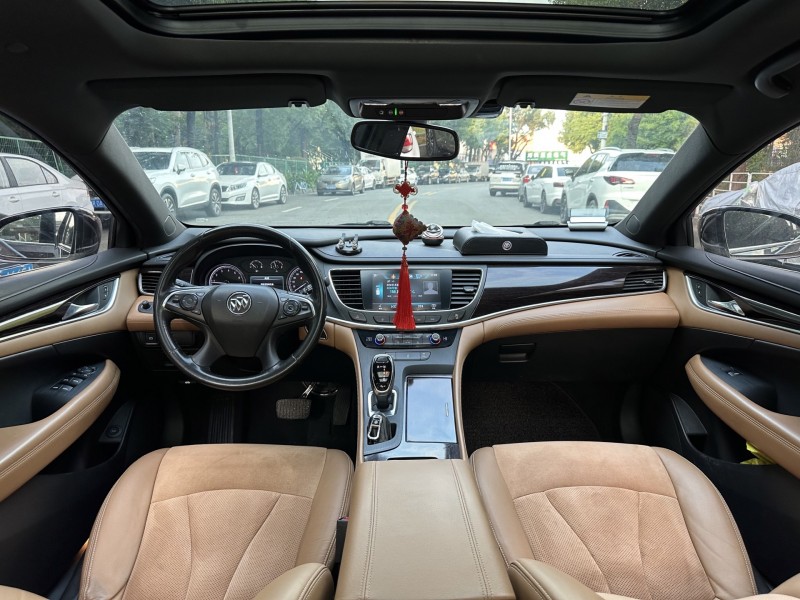 东莞18年别克君越4