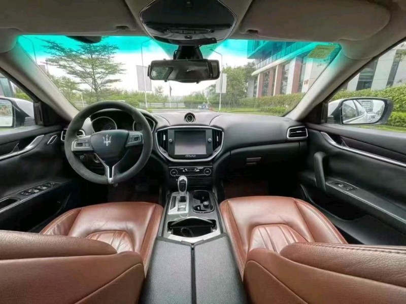 广州15年玛莎拉蒂Ghibli5