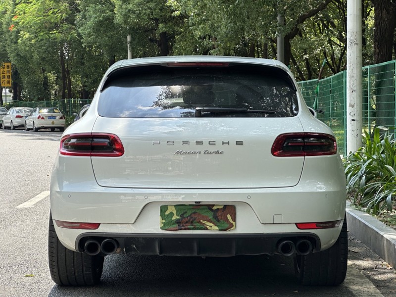 东莞17年保时捷Macan9