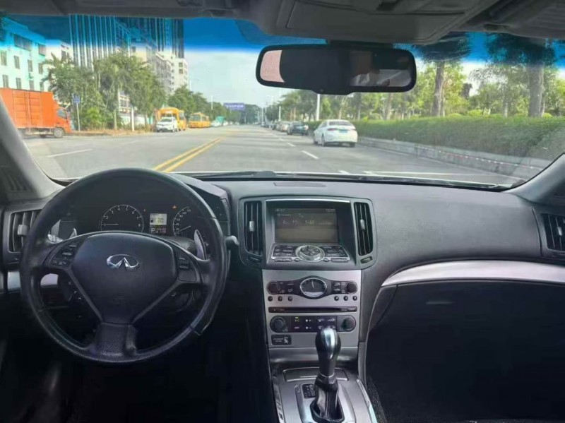 肇庆10年英菲尼迪G255