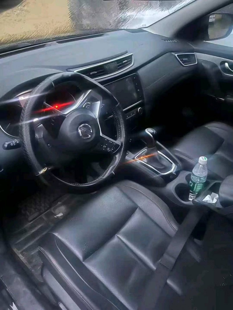 宁波20年日产逍客2