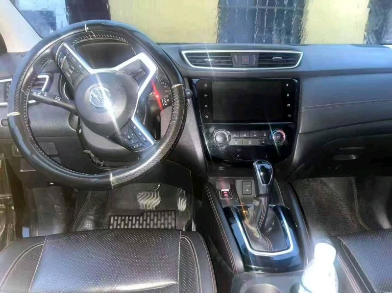 宁波20年日产逍客3