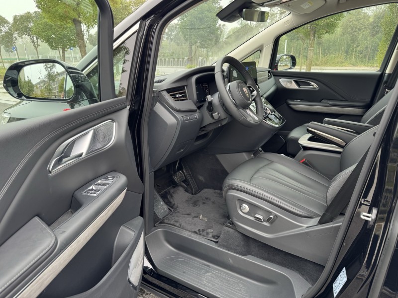 盐城25年红旗HQ96