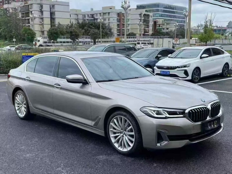 重庆21年宝马5系2