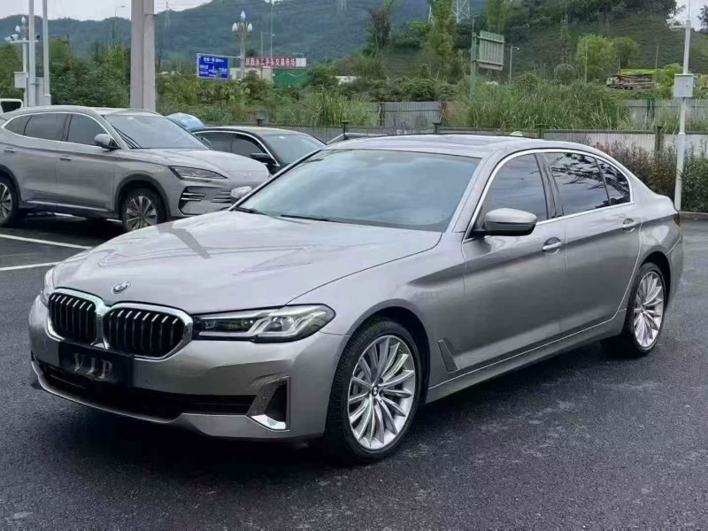 重庆21年宝马5系3