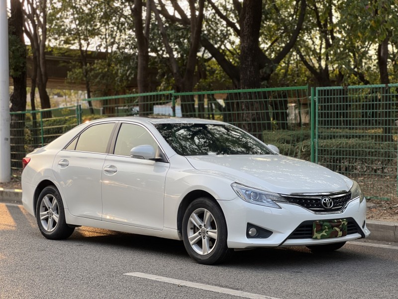 东莞14年丰田锐志2