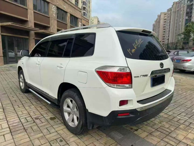 海口14年丰田汉兰达7