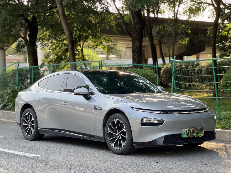 东莞22年小鹏汽车p72