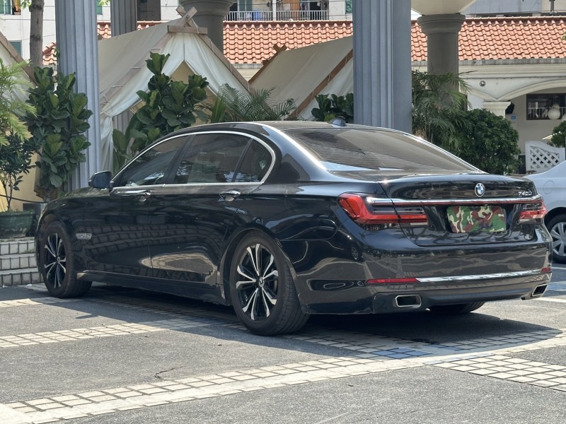 盐城14年宝马7系7