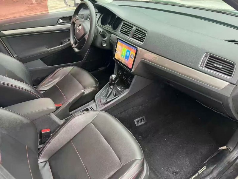 潍坊19年大众朗逸5