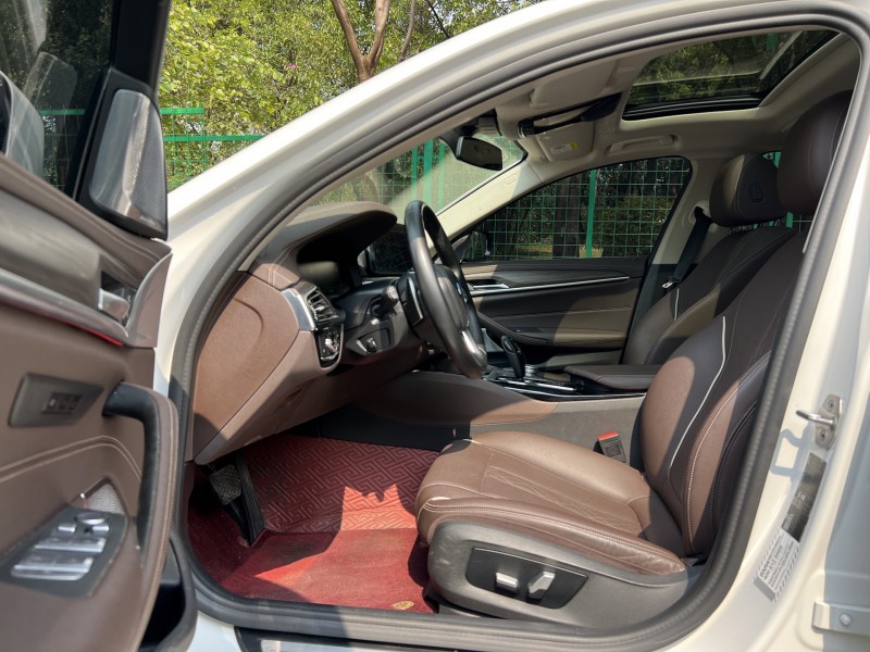 东莞21年宝马5系6