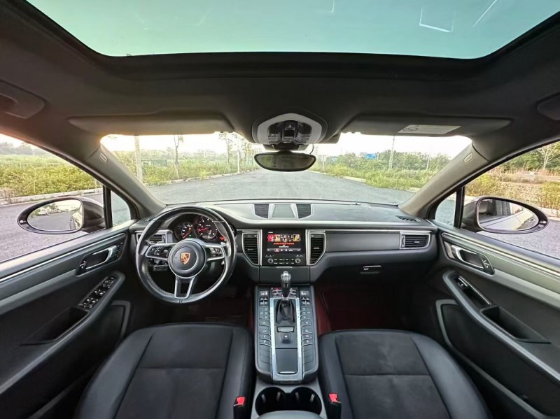 汕头17年保时捷Macan5