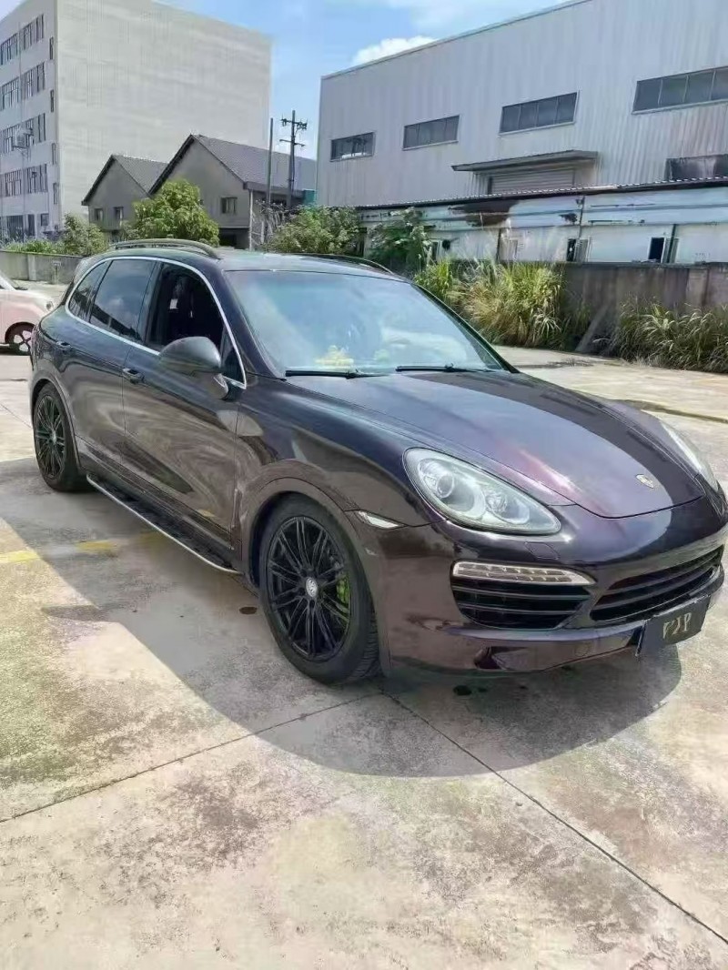 九江11年保时捷卡宴2