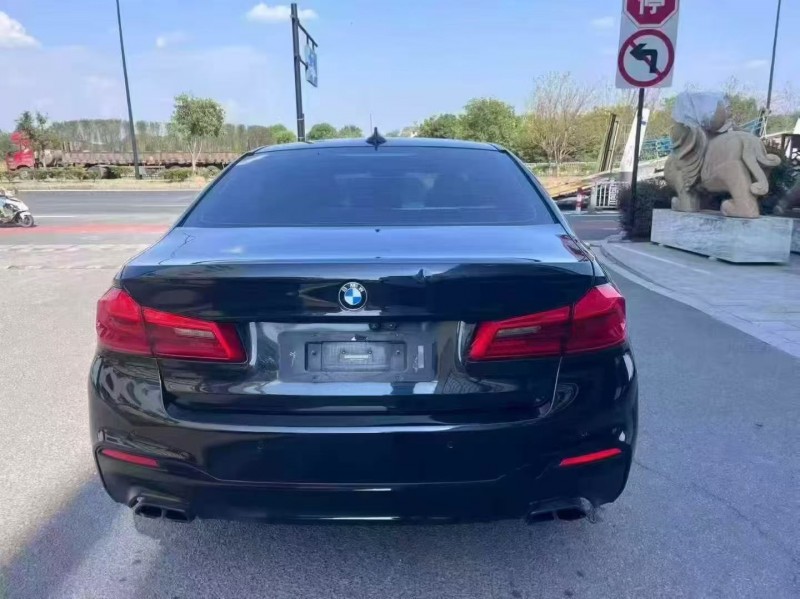 苏州18年宝马5系8