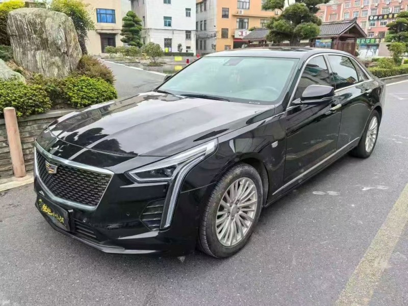 绍兴21年凯迪拉克CT63