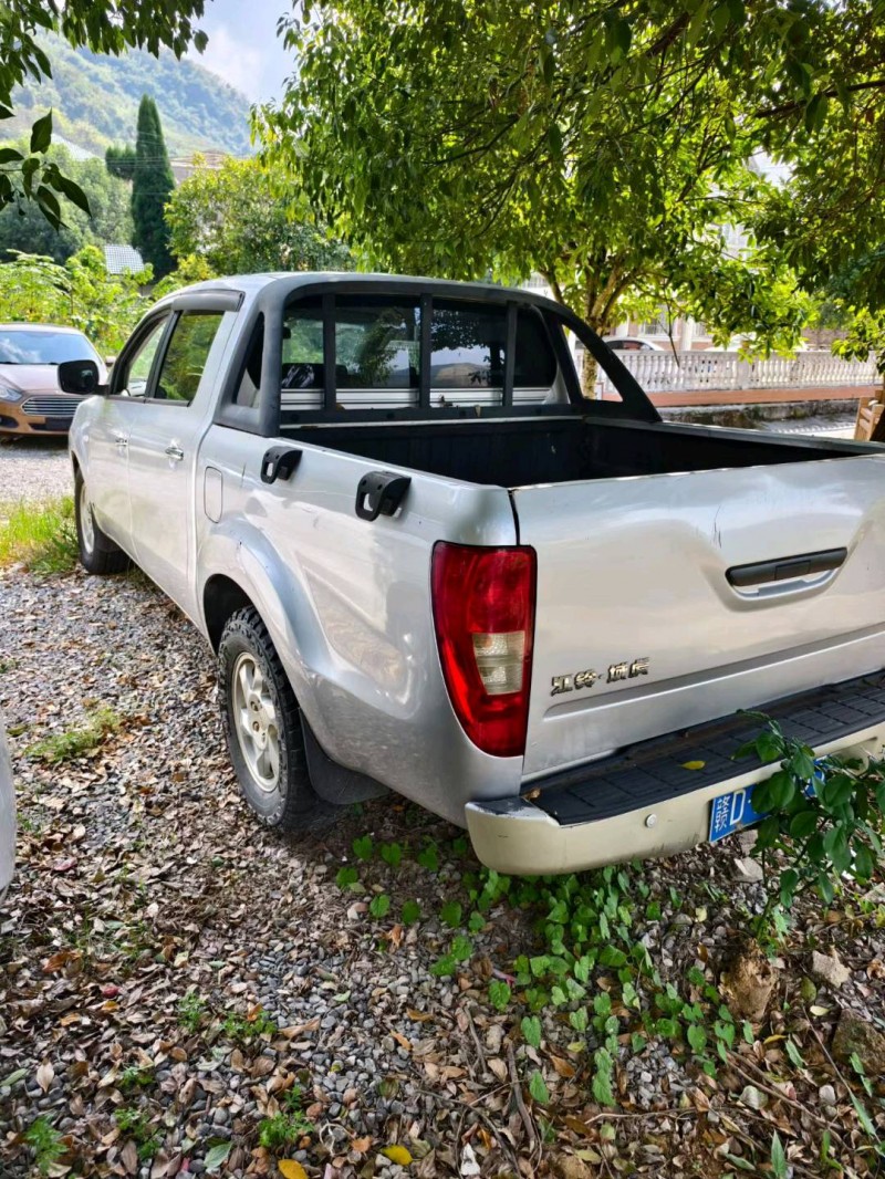 萍乡17年江铃域虎3