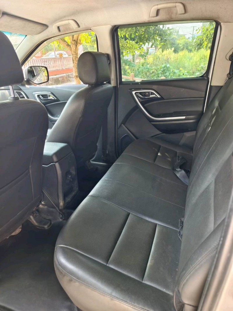 萍乡17年江铃域虎4