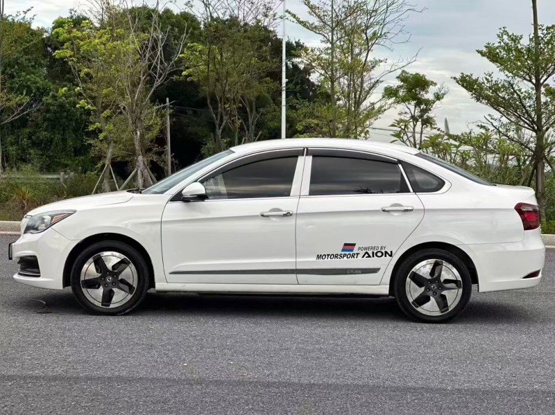 汕头22年东风风神3