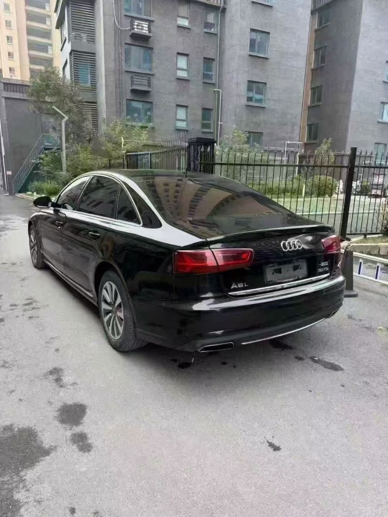 济南17年奥迪A6L8