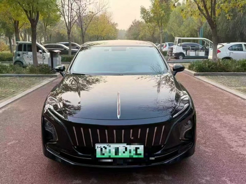 青岛25年红旗E-QM51