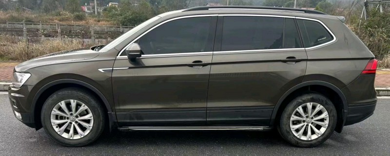 南昌17年大众途观7