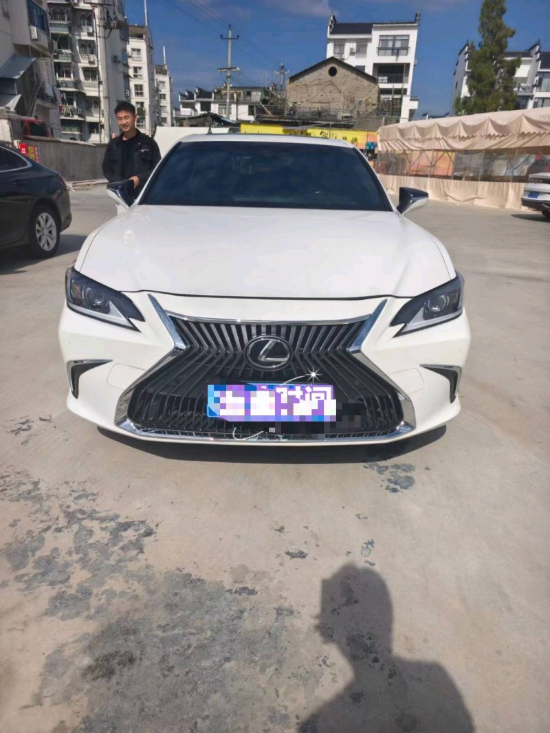 萍乡19年雷克萨斯ES1