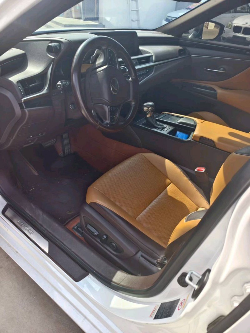 萍乡19年雷克萨斯ES7