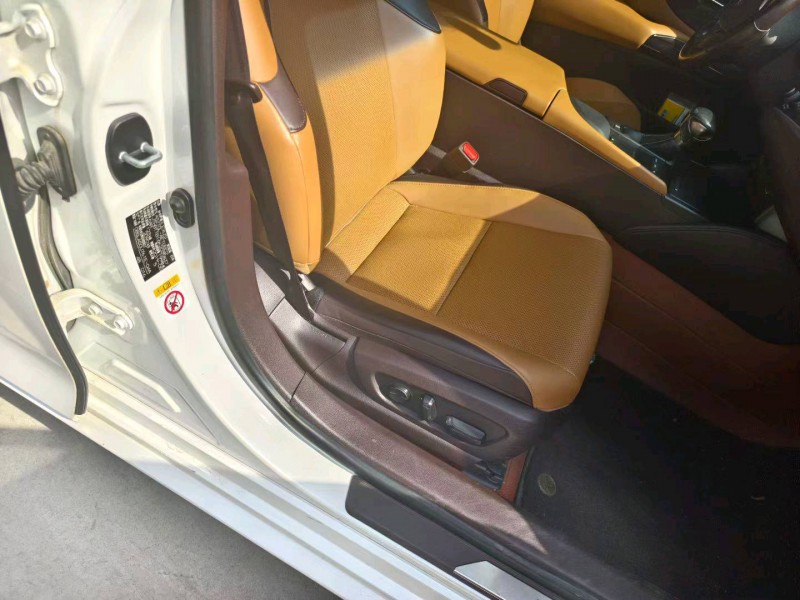 萍乡19年雷克萨斯ES9