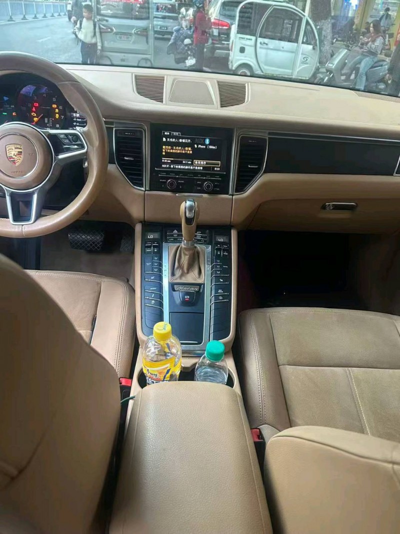 萍乡15年保时捷Macan6