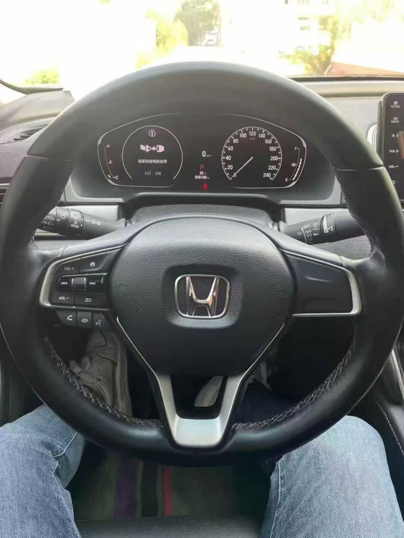 九江23年本田雅阁6