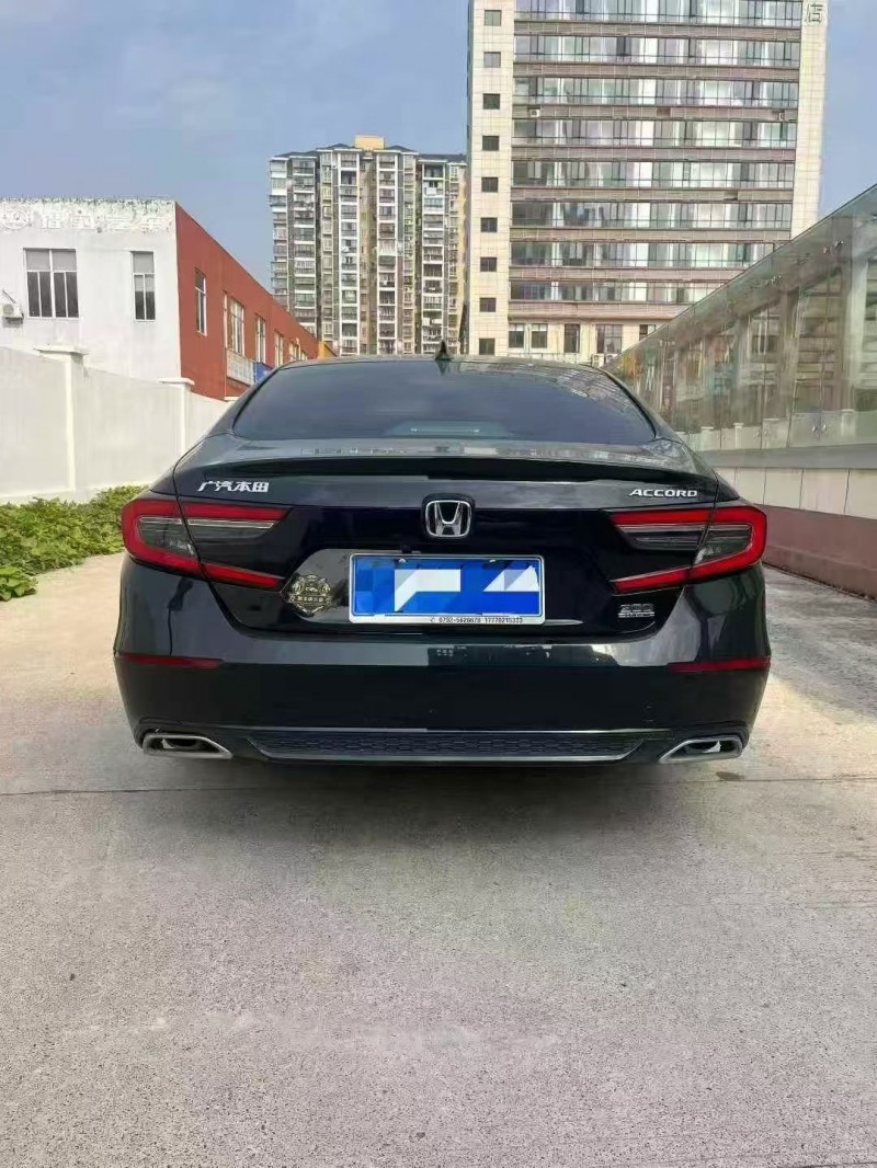 九江23年本田雅阁9