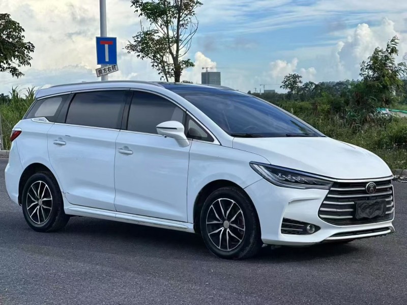 汕头18年比亚迪宋2