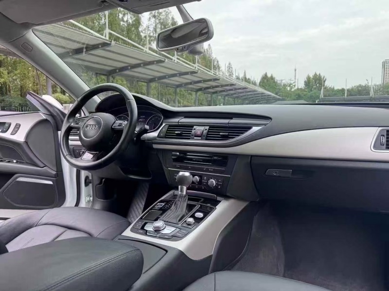 徐州17年奥迪A7L5