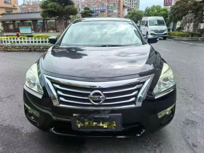 绍兴16年日产天籁1