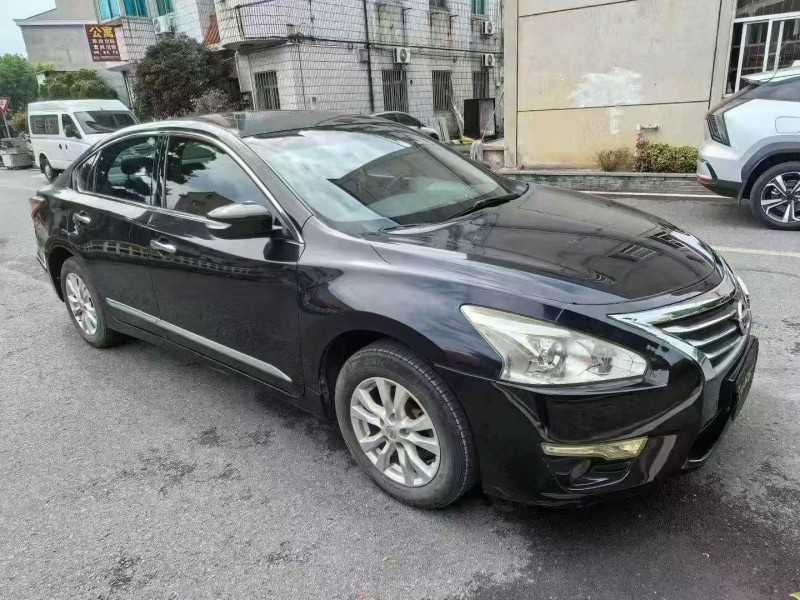 绍兴16年日产天籁2