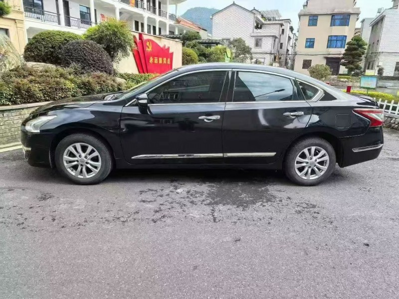 绍兴16年日产天籁7