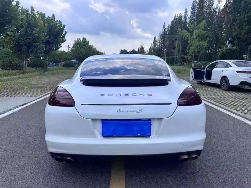 徐州11年保时捷帕拉梅拉9