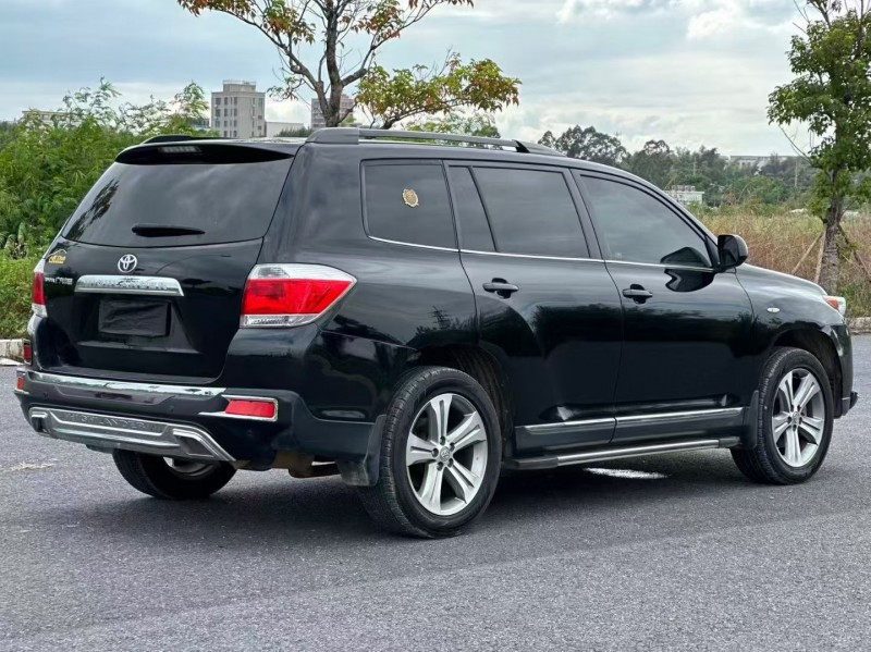 汕头13年丰田汉兰达8