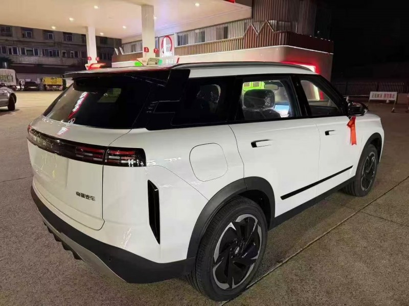 新余25年奇瑞探索8