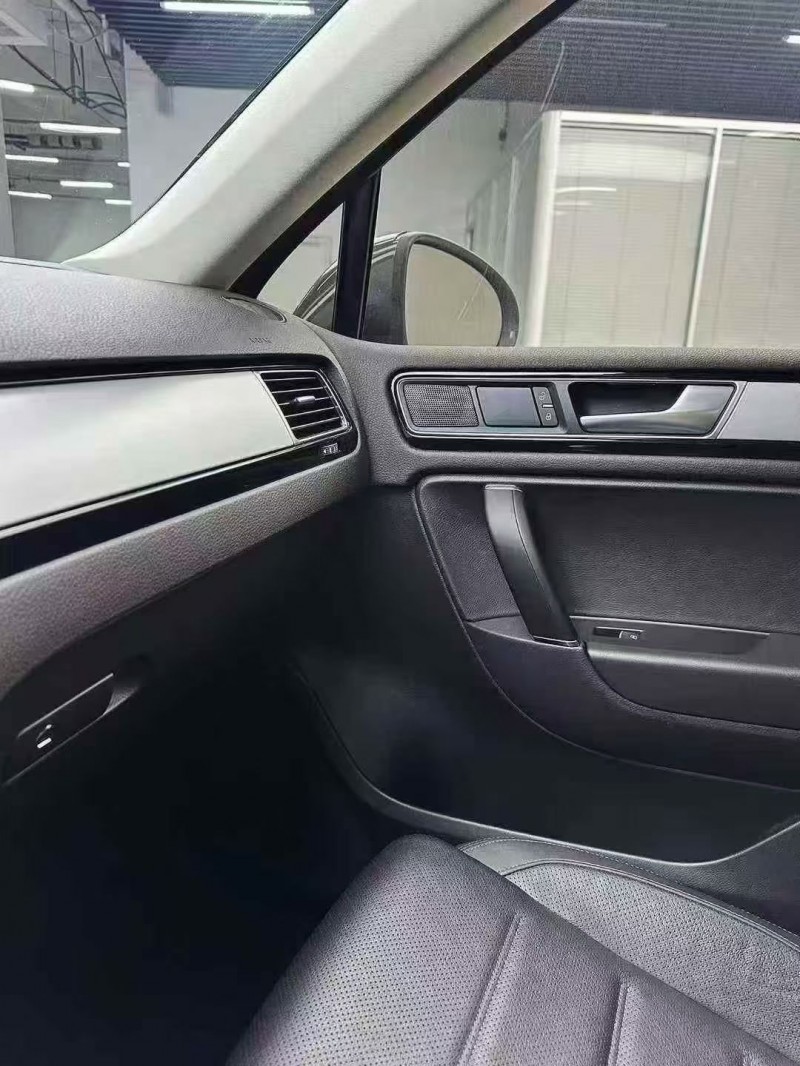 遵义17年大众途锐4