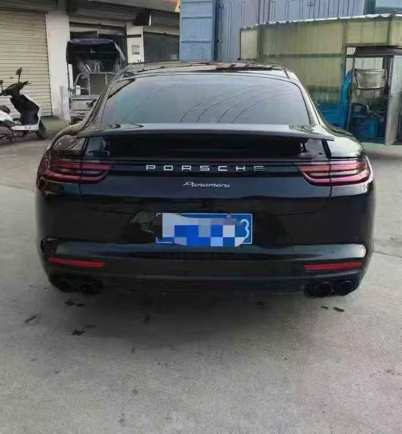 淮南18年保时捷帕拉梅拉6