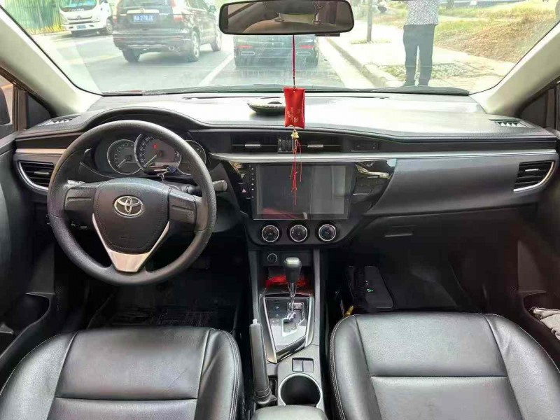 郑州16年丰田雷凌9