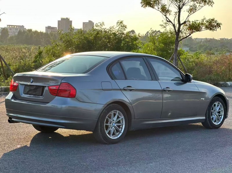 汕头12年宝马3系8