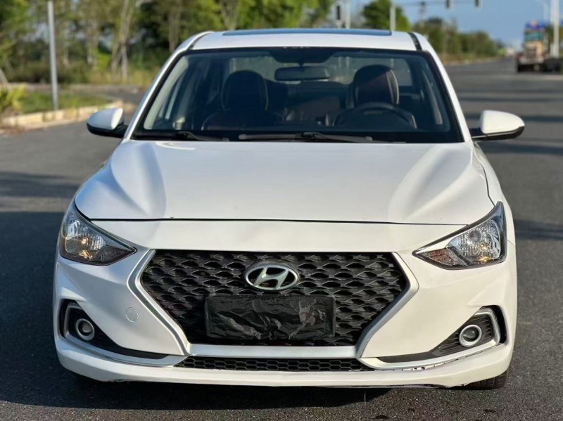 汕头18年现代悦动1