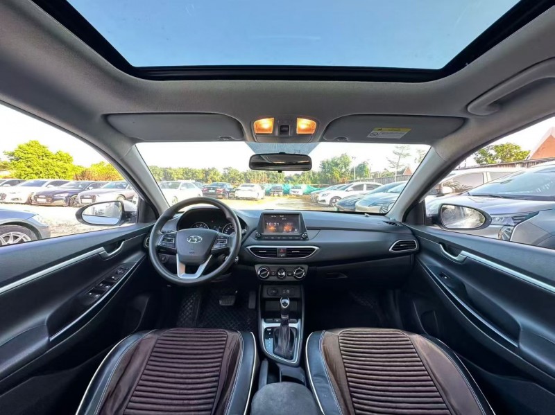 汕头18年现代悦动5