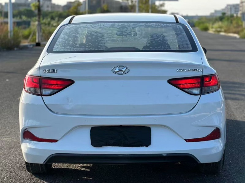 汕头18年现代悦动9