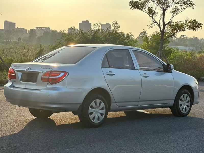 汕头14年丰田花冠8