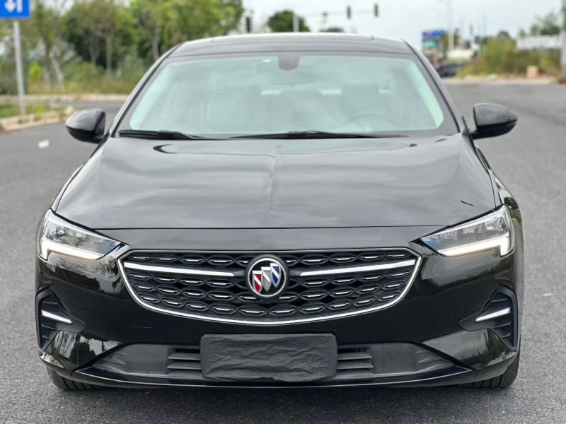 汕头22年别克君威1