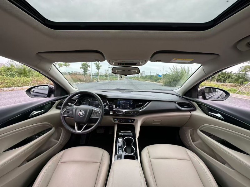 汕头22年别克君威3