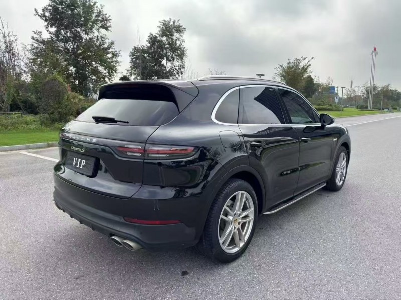 连云港20年保时捷卡宴9